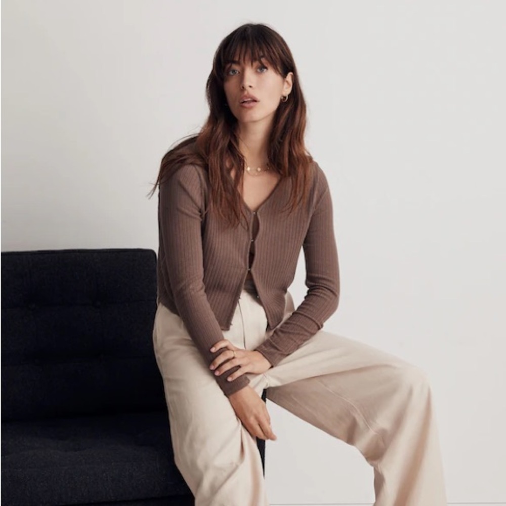 Madewell Ribbed Crop Cardigan Clasp Closure in Taupe Brown Large